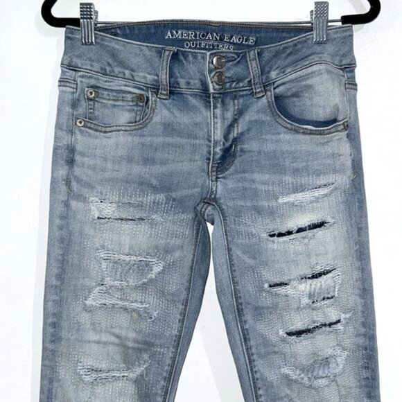 American Eagle Outfitters Artist Flare Super Stretch Distressed Jeans Size 2 - Picture 2 of 10